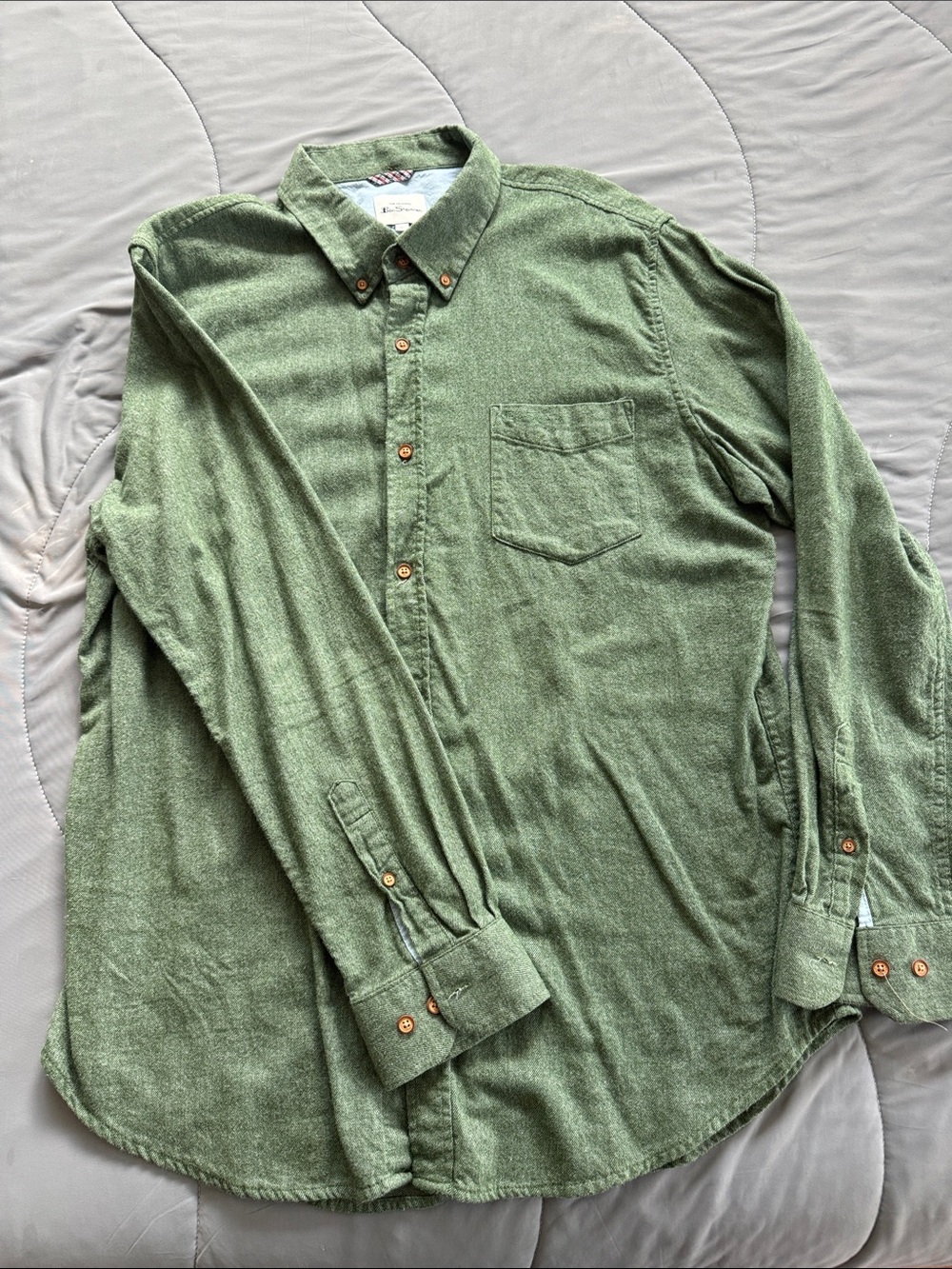 Men's Ben Sherman Button-Down Long-Sleeve Shirt in Olive Green